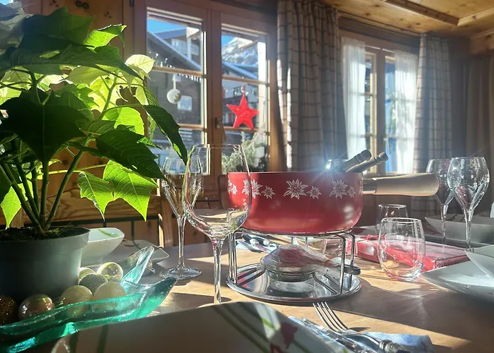 Cozy In Cozy Shared Flat - Prime Location Privat bolig Zermatt